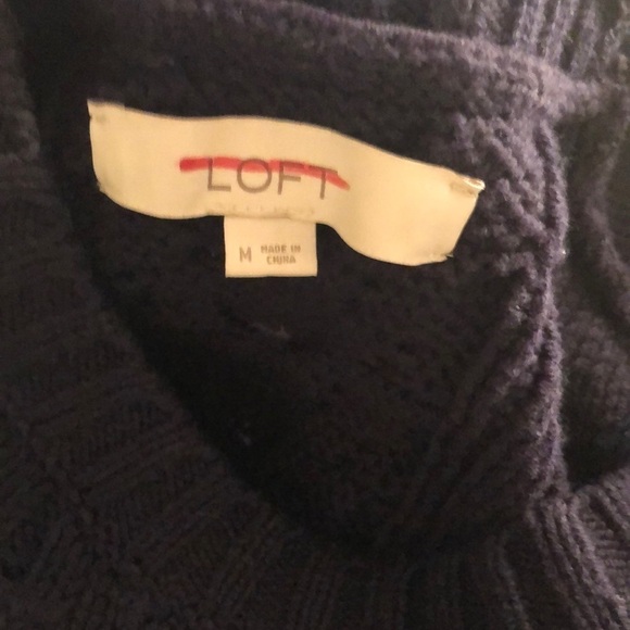 Loft Navy Cold Shoulder Cable Knit Sweater Sz M - Picture 6 of 8